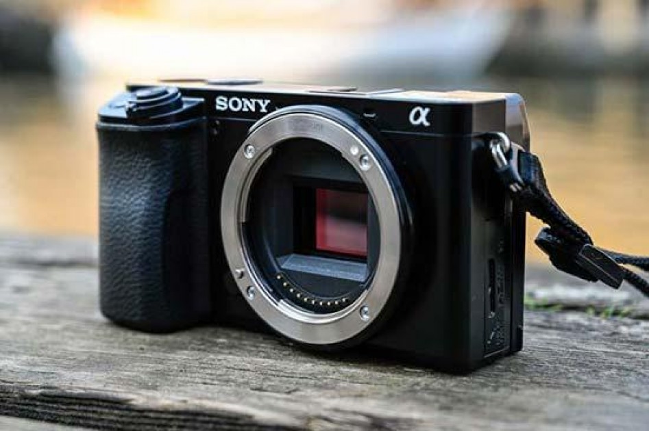Sony A6100