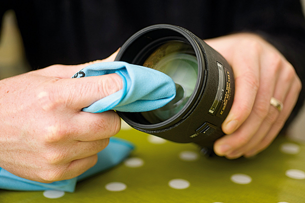 vệ sinh lens máy ảnh