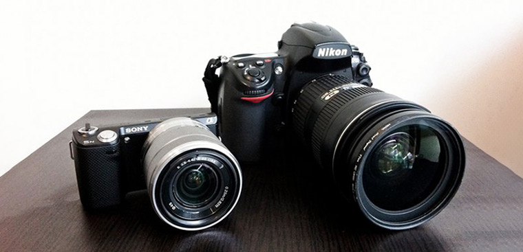 nên mua GoPro , DSLR hay Mirrorless